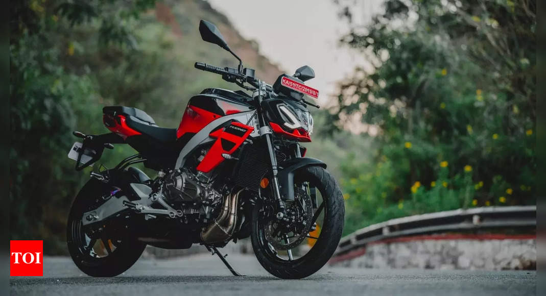 Aprilia Tuono 457 first impressions: Proper, no-nonsense streetfighter! - The Times of India