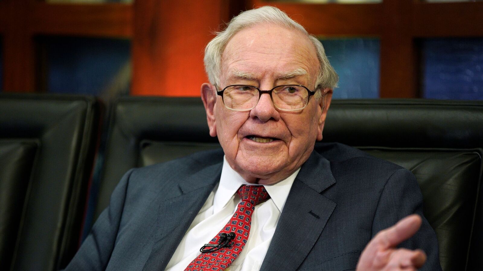 Mint Explainer: Warren Buffett’s record cash reserve and his Japan strategy