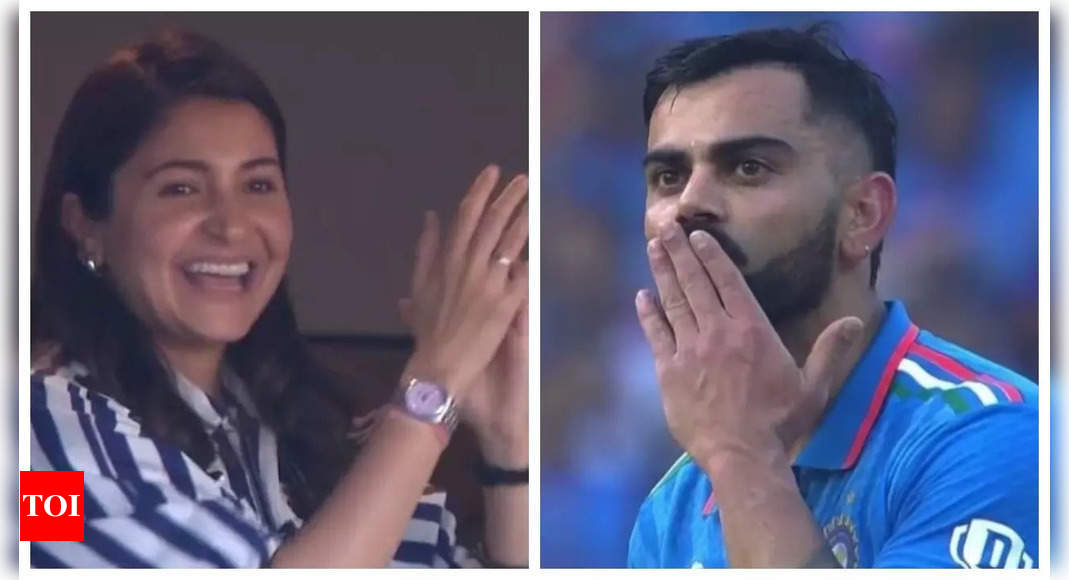 5 times Virat Kohli bowled over fans with his gestures of love for Anushka Sharma | - The Times of India